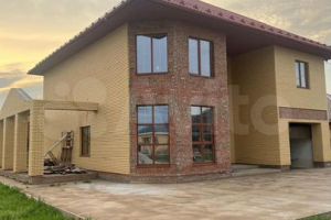 Продам дом 5-ти комнатный с общей площадью 270м2, г. Ивановка, Оренбургская обл., Россия, агентство ЦН "Авега"