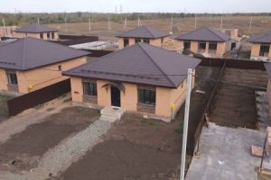 Продам дом с общей площадью 143м2, на улице Белинского, г. Ивановка, Оренбургская обл., Россия, агентство ЦН "Авега"