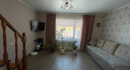 Продам коттедж/дачу 2-х комнатную с общей площадью 70м2, на улице Славянская, г. Нежинка, Оренбургская обл., Россия, агентство ЦН Авега. Фотография №1