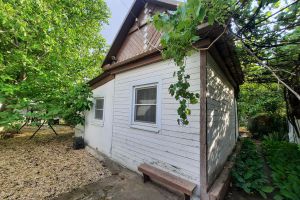 Продам коттедж/дачу 2-х комнатную с общей площадью 20м2, на улице 8-я линия, г. Волжский, Волгоградская обл., Россия, агентство Живем Дома
