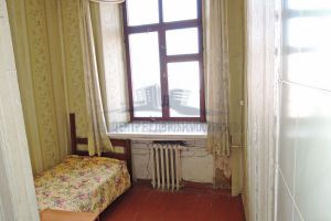 Продам квартиру 2-х комнатную с общей площадью 28.5м2, 4/4 эт., на улице Кирова ул, г. Павловский Посад, Московская обл., Россия, агентство Агентство «Центр недвижимости»