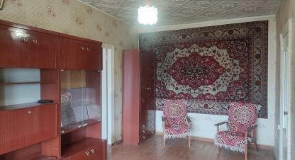 Продам квартиру 2-х комнатную с общей площадью 43м2, 5/5 эт., на улице Яблочкова, г. Астрахань, Астраханская обл., Россия, агентство Первоздание. Фотография №1