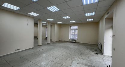 Снять торговое помещение в г. Челябинск. Фотография №3