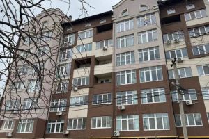 Сдам квартиру 1 комнатную с общей площадью 45м2, 3/5 эт., на улице Озерная, г. Ходосовка , Киевская обл., Украина, агентство Левый Берег