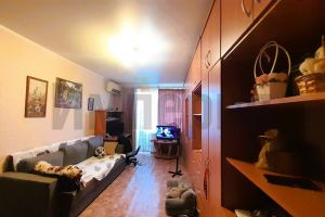Продам квартиру 1 комнатную с общей площадью 33.2м2, 4/5 эт., на улице Одесская, Ленинский район, г. Саратов, Саратовская обл., Россия, агентство АН Империя