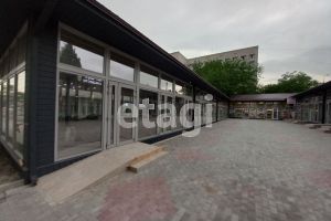 Сдам торговое помещение с общей площадью 1000м2, на улице 1 Мая, ККБ район, г. Краснодар, Краснодарский край, Россия, агентство ООО Этажи - Кубань Коммерция 