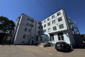 Продам квартиру с общей площадью 17.45м2, 3/4 эт., на улице Димитрова, г. Выборг, Ленинградская обл., Россия, агентство Флэтис