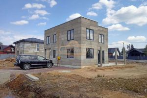 Продам дом 5-ти комнатный с общей площадью 192.7м2, на улице Дубовая, г. Касимово, Ленинградская обл., Россия, агентство Адресат