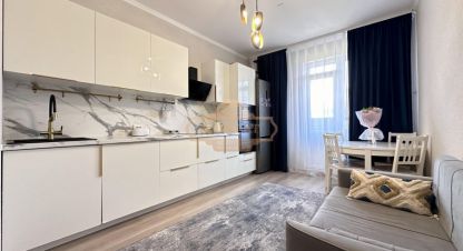 Продам квартиру 2-х комнатную с общей площадью 58.3м2, 3/8 эт., на улице Ясная, г. Ской посёлок янино-1, Ленинградская обл., Россия, агентство Адресат. Фотография №1