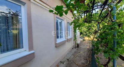 Продам дом 4-х комнатный с общей площадью 80м2, на улице Старикова, г. Саки , Крым авт. респ., Россия, агентство ООО  Этажи Саки. Фотография №1