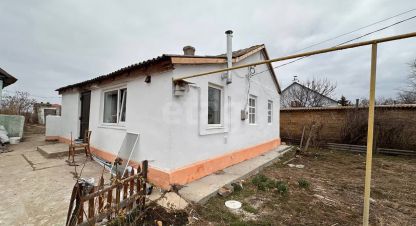 Продам дом 2-х комнатный с общей площадью 48м2, на улице Первомайская, г. Шелковичное, Крым авт. респ., Россия, агентство ООО  Этажи Саки. Фотография №1