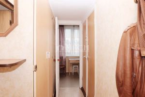 Продам квартиру 3-х комнатную с общей площадью 57.7м2, 3/5 эт., на улице Радужная ул, г. Москва, Москва, Россия, агентство МГСН - Московская городская служба недвижимости