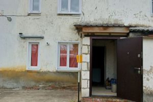 Продам квартиру 3-х комнатную с общей площадью 50.9м2, 1/2 эт., на улице Калининская, г. Мичуринск, Тамбовская обл., Россия, агентство Альфа