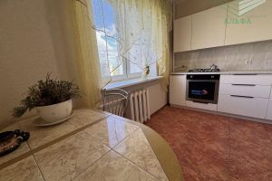 Продам квартиру 3-х комнатную с общей площадью 74.3м2, 8/10 эт., на улице А  стаханова, Октябрьский окр район, г. Липецк, Липецкая обл., Россия, агентство Альфа