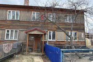 Продам квартиру 3-х комнатную с общей площадью 49.8м2, 2/2 эт., на улице Строителей, г. Покского типа игрим, Ханты-Мансийский авт. окр., Россия, агентство JCat