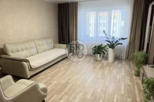 Продам квартиру 2-х комнатную с общей площадью 58м2, 4/9 эт., на улице Артема, г. Стерлитамак, Башкортостан респ., Россия, агентство Бюро