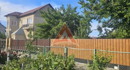 Продам дом 4-х комнатный с общей площадью 178м2, на улице Приволжская, г. Растопуловка, Астраханская обл., Россия, агентство Delta Home. Фотография №1