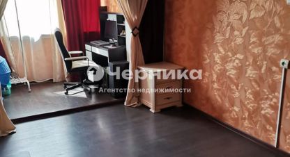 Продам квартиру 2-х комнатную с общей площадью 47м2, 3/9 эт., на улице Визирова, г. Новочеркасск, Ростовская обл., Россия, агентство АН Черника. Фотография №1
