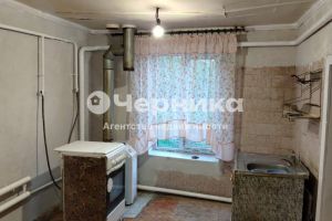 Продам дом 6-ти комнатный с общей площадью 70м2, на улице Ростовская каменский  хутор красновка ракетный, г. Хутор красновка, Ростовская обл., Россия, агентство АН Черника