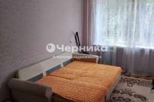 Продам квартиру 1 комнатную с общей площадью 31м2, 2/5 эт., на улице Токарева, г. Новочеркасск, Ростовская обл., Россия, агентство АН Черника
