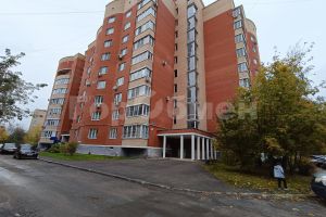 Продам квартиру 1 комнатную с общей площадью 47.8м2, 7/9 эт., на улице Чехова, г. Чехов, Московская обл., Россия, агентство ГорОбмен