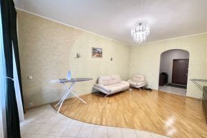 Продам квартиру 3-х комнатную с общей площадью 138м2, 5/25 эт., на улице Новаторов, Обручевский (ЮЗАО) район, г. Москва, Москва, Россия, агентство Сервис по недвижимости ИМЛС