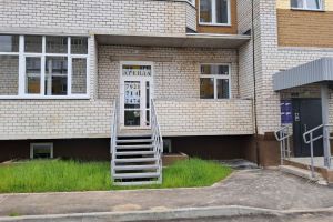 Сдам торговое помещение с общей площадью 91.5м2, на улице Летчика каберова, г. Вологда, Вологодская обл., Россия, агентство Сервис по недвижимости ИМЛС
