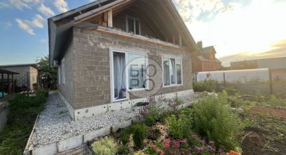 Продам дом 4-х комнатный с общей площадью 110м2, на улице Нефтяная, г. Стерлитамак, Башкортостан респ., Россия, агентство Бюро. Фотография №1
