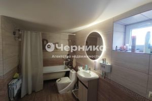 Продам дом 4-х комнатный с общей площадью 92м2, на улице Советский, г. Каменск-Шахтинский, Ростовская обл., Россия, агентство АН Черника