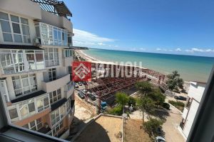 Продам квартиру 1 комнатную с общей площадью 36.6м2, 3/6 эт., на улице Качинское шоссе, г. Орловка, Крым авт. респ., Россия, агентство Илион