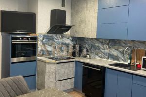 Продам квартиру 3-х комнатную с общей площадью 98м2, 6/13 эт., на улице Олега юрасова, г. Кострома, Костромская обл., Россия, агентство Дюна