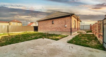 Продам дом 4-х комнатный с общей площадью 105м2, на улице Теучежская ул, г. Козет аул, Адыгея респ., Россия, агентство Мореон Инвест. Фотография №1