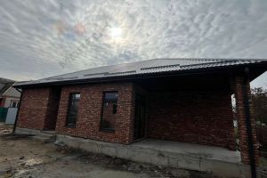 Продам дом 4-х комнатный с общей площадью 115м2, на улице Новая, г. Козет аул, Адыгея респ., Россия, агентство Мореон Инвест