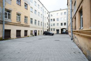 Продам квартиру 3-х комнатную с общей площадью 106.5м2, 4/4 эт., на улице Разъезжая ул, Центральный район, г. Санкт-Петербург, Санкт-Петербург, Россия, агентство Интернет-партнер