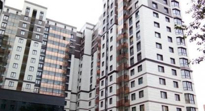 Продам квартиру 3-х комнатную с общей площадью 85м2, 13/14 эт., на улице Карла маркса ул, г. Сыктывкар, Коми респ., Россия, агентство Интернет-партнер. Фотография №1