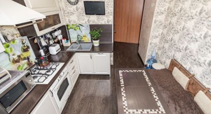 Купить 2-х комнатную квартиру на улице Билимбаевская ул г. Екатеринбург. Фотография №4