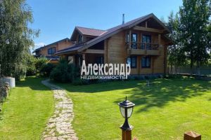 Продам дом 3-х комнатный с общей площадью 240м2, на улице Новая ул, г. Осуга, Тверская обл., Россия, агентство Интернет-партнер