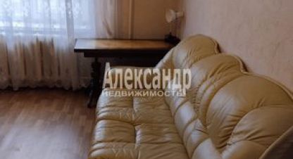 Купить 3-х комнатную квартиру на улице Набережная ул г. Кировск. Фотография №4