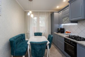 Продам квартиру 3-х комнатную с общей площадью 95м2, 2/9 эт., на улице В гакуна ул, Ленинградский район, г. Калининград, Калининградская обл., Россия, агентство Интернет-партнер