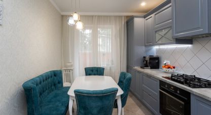 Продам квартиру 3-х комнатную с общей площадью 95м2, 2/9 эт., на улице В гакуна ул, Ленинградский район, г. Калининград, Калининградская обл., Россия, агентство Интернет-партнер. Фотография №1