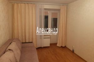 Продам квартиру 1 комнатную с общей площадью 29.4м2, 4/5 эт., на улице Ленина, г. Лахденпохья, Карелия респ., Россия, агентство Интернет-партнер
