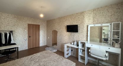 Продам квартиру 3-х комнатную с общей площадью 97.2м2, 12/16 эт., на улице Земская ул, г. Чехов, Московская обл., Россия, агентство Интернет-партнер. Фотография №1