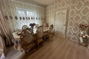 Продам дом 4-х комнатный с общей площадью 80.8м2, на улице М горького ул, г. Курганинск, Краснодарский край, Россия, агентство Интернет-партнер