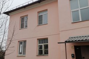 Продам квартиру 3-х комнатную с общей площадью 89м2, 2/2 эт., на улице Пахомова ул, г. Алексин, Тульская обл., Россия, агентство Интернет-партнер