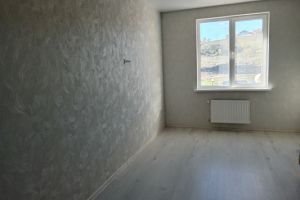 Продам квартиру 2-х комнатную с общей площадью 59.5м2, 4/13 эт., на улице Крымской весны ул, г. Мирное , Крым авт. респ., Россия, агентство Интернет-партнер