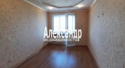 Купить 3-х комнатную квартиру на улице Новая ул г. Кировск. Фотография №4