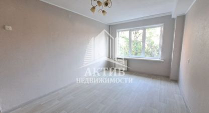 Продам квартиру 3-х комнатную с общей площадью 55.4м2, 3/9 эт., на улице Железнодорожников, Железнодорожный район, г. Красноярск, Красноярский край, Россия, агентство Интернет-партнер. Фотография №1