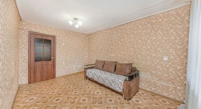 Продам квартиру 3-х комнатную с общей площадью 55.9м2, 3/4 эт., на улице Копейское шоссе, Ленинский район район, г. Челябинск, Челябинская обл., Россия, агентство Интернет-партнер. Фотография №1