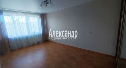 Купить квартиру 3-х комнатную, 61.4 кв. м., Россия, г. Кировск. Фотография №9