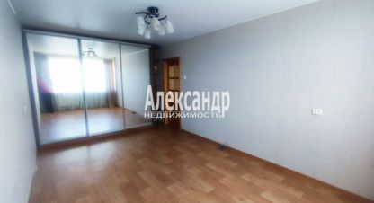 Купить квартиру 3-х комнатную, 61.4 кв. м., Россия, г. Кировск. Фотография №8